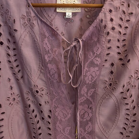 Johnny Was Embroidered top with matching camisole - Picture 3 of 3